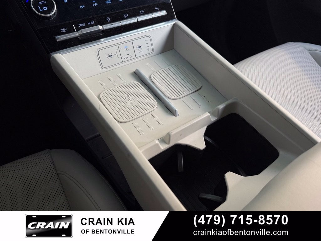2025 Hyundai SANTA FE SEL - CARFAX ONE OWNER