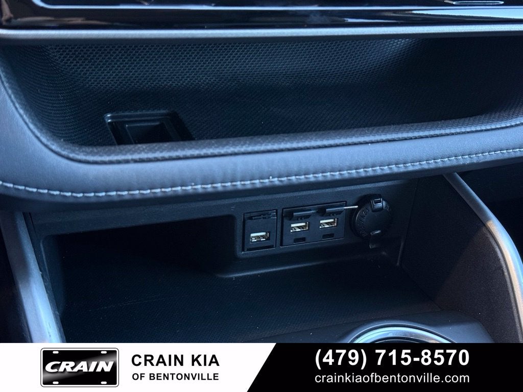 2021 Toyota Highlander XLE - SUNROOF