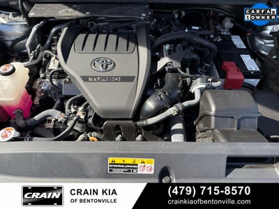 2023 Toyota Highlander XLE - SUNROOF / CARFAX ONE OWNER