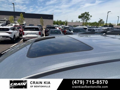 2022 Toyota Sienna XLE 8 Passenger - CARFAX ONE OWNER