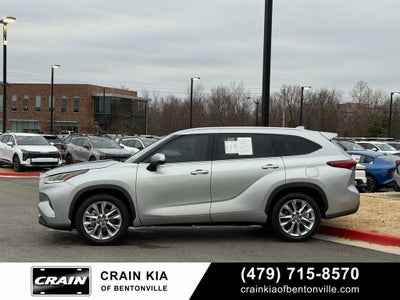 2020 Toyota Highlander Limited - CLEAN CARFAX / SUNROOF