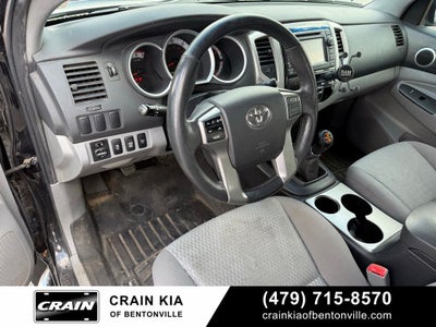 2013 Toyota Tacoma Base - 4WD / CARFAX ONE OWNER