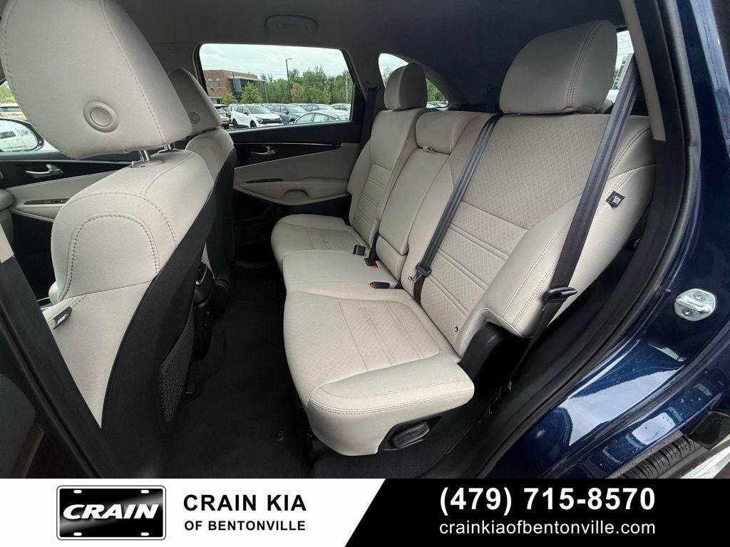 2019 Kia Sorento LX - CARFAX ONE OWNER
