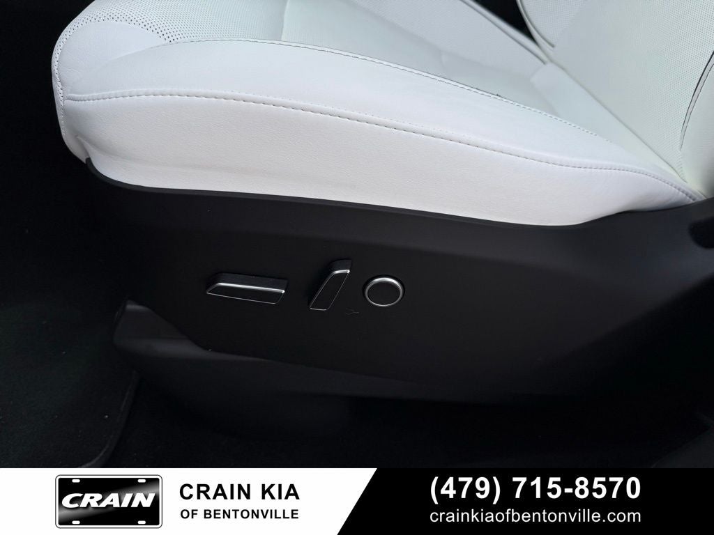 2024 Tesla Model X Plaid - AWD / 3RD ROW / $105,000 MSRP