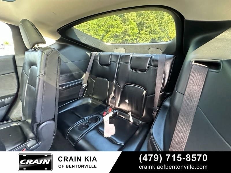2024 Tesla Model Y Long Range - AWD / CLEAN CARFAX / ONE OWNER
