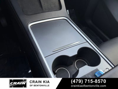 2024 Tesla Model Y Long Range - AWD / CLEAN CARFAX / ONE OWNER