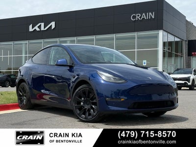 2022 Tesla Model Y Long Range - AWD / CLEAN CARFAX