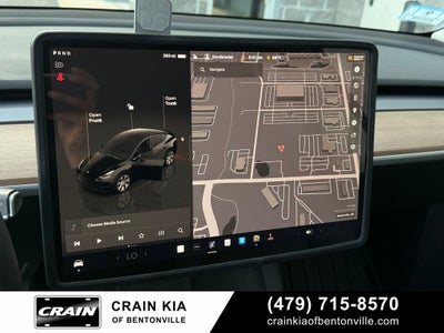 2023 Tesla Model Y Long Range - HW4 COMPUTER / AWD / CARFAX ONE OWNER