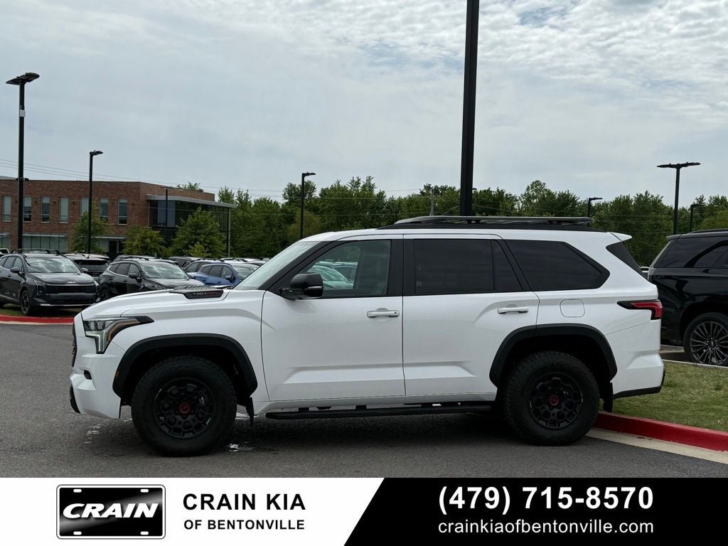 2025 Toyota Sequoia TRD Pro - 4WD / PANORAMIC SUNROOF / ONE OWNER