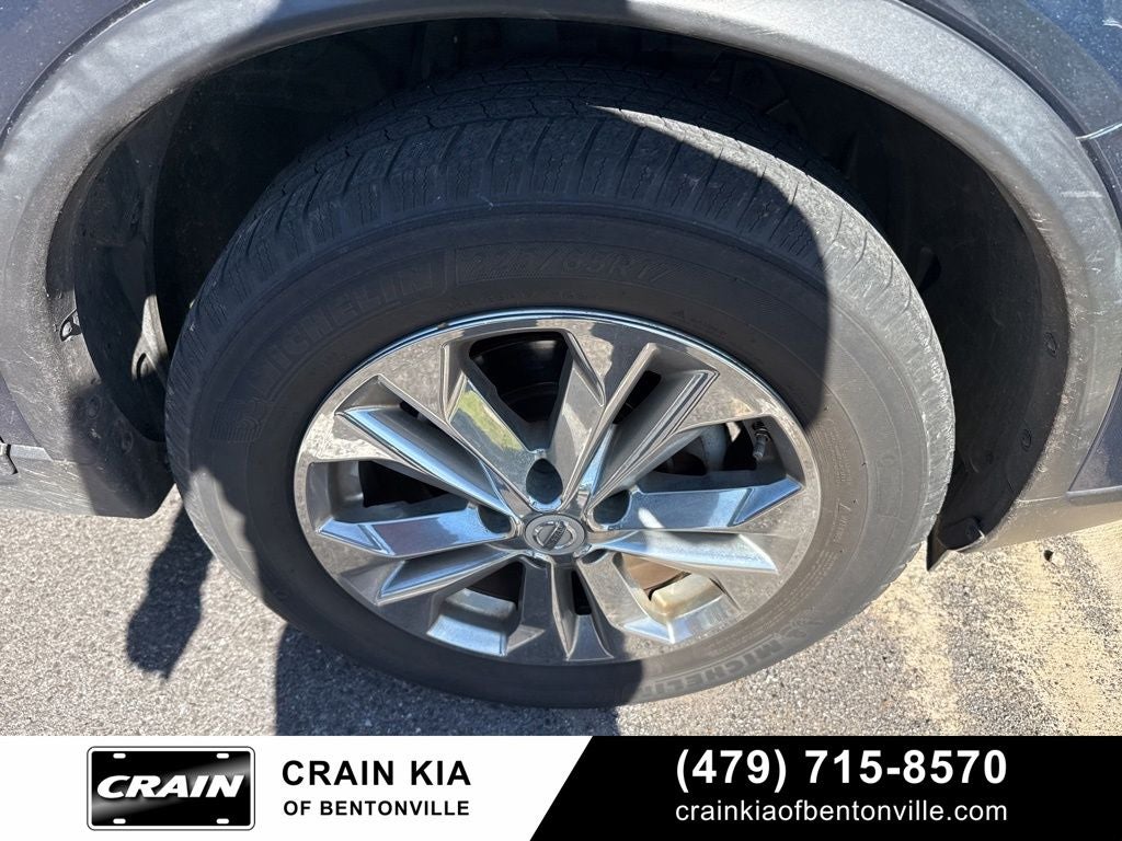 2016 Nissan Rogue SV