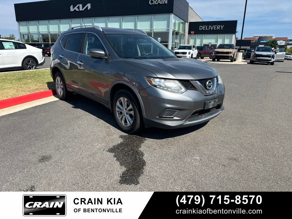 2016 Nissan Rogue SV - AWD / CLEAN CARFAX