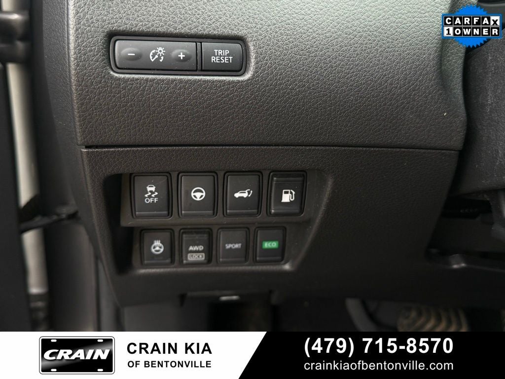 2020 Nissan Rogue SV - AWD / CARFAX ONE OWNER