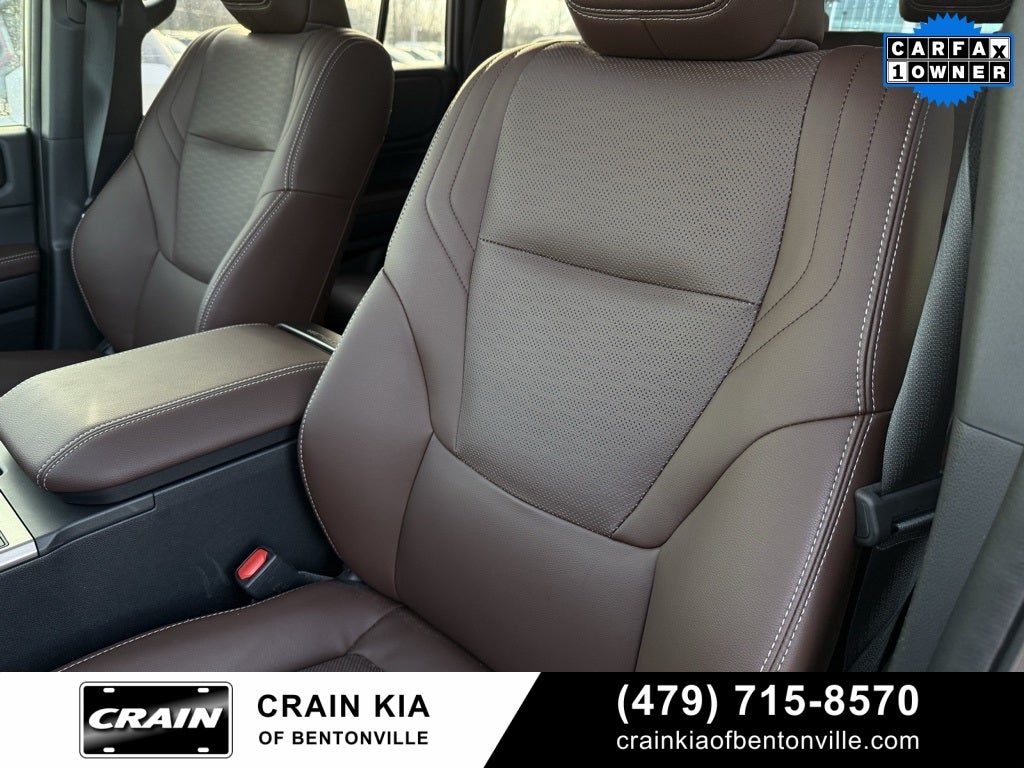 2025 Toyota Land Cruiser Base - PREMIUM / 4WD / SUNROOF / 1 OWNER