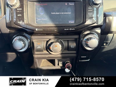 2019 Toyota 4Runner TRD Off-Road - 4WD / CLEAN CARFAX / ONE OWNER