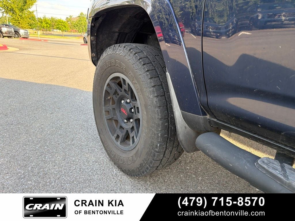 2019 Toyota 4Runner TRD Off-Road - 4WD / CLEAN CARFAX / ONE OWNER