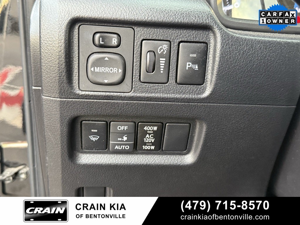 2019 Toyota 4Runner Limited Nightshade - 4WD / SUNROOF / CARFAX ONE OWNER