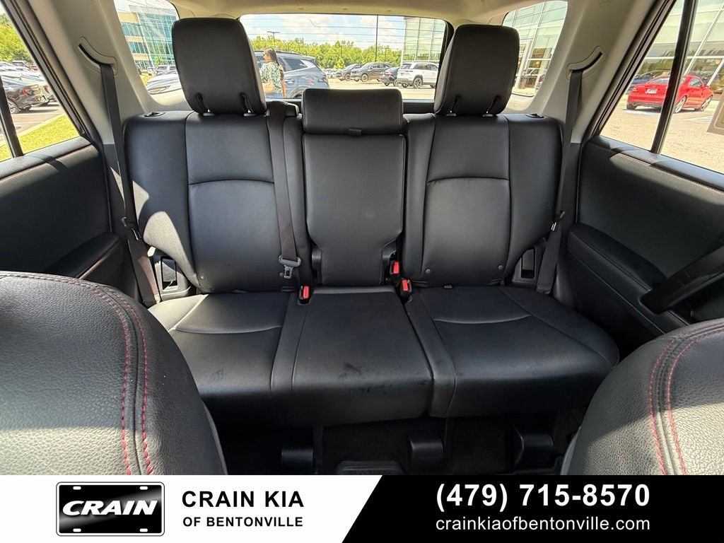 2020 Toyota 4Runner Venture - 4WD / LIFTED! / CLEAN CARFAX / ONE OWNER
