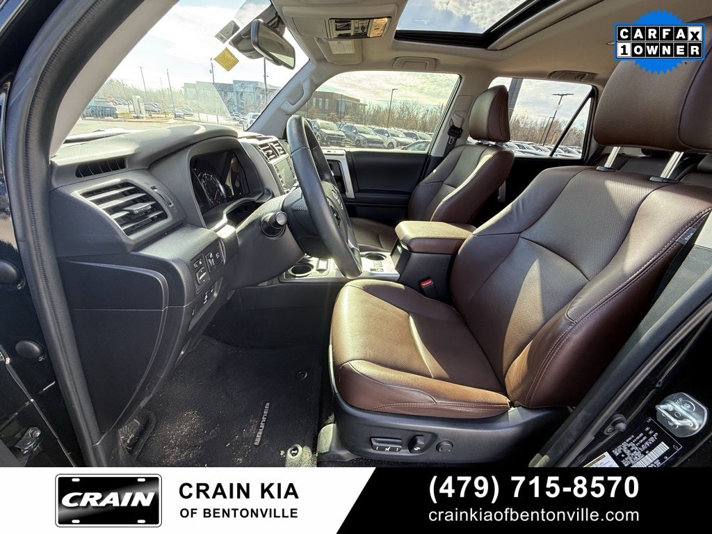 2022 Toyota 4Runner Limited - 4WD / SUNROOF / CLEAN CARFAX / ONE OWNER