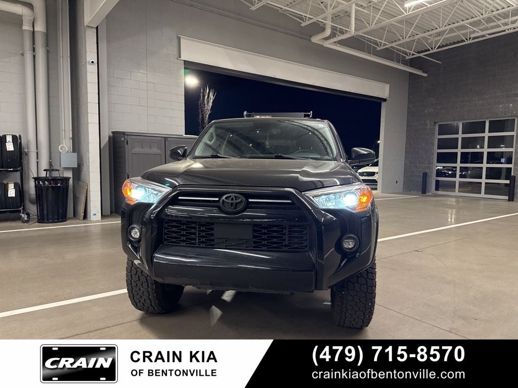 2023 Toyota 4Runner SR5 - 4WD / LIFTED! / 3RD ROW