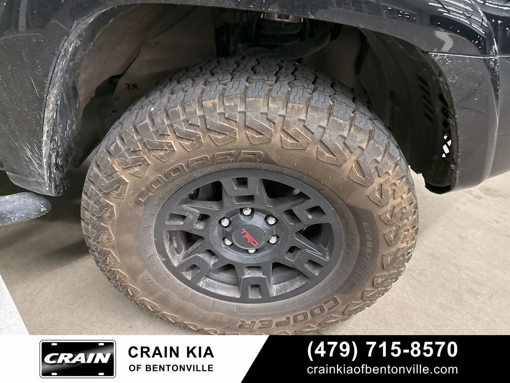 2023 Toyota 4Runner SR5 - 4WD / LIFTED! / 3RD ROW