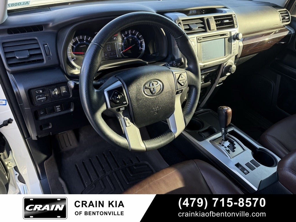 2018 Toyota 4Runner Limited - SUNROOF / LEATHER