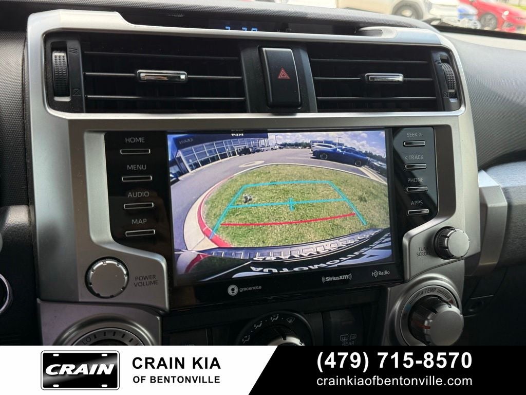 2020 Toyota 4Runner SR5 Premium - SUNROOF / CLEAN CARFAX / PREMIUM