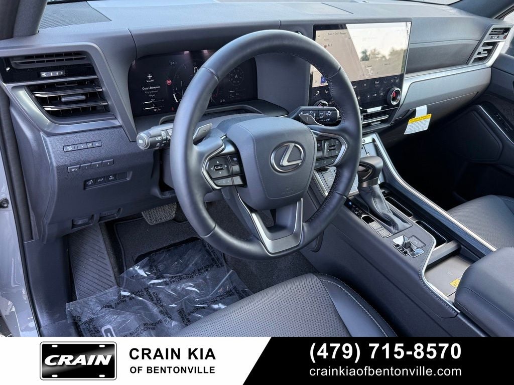 2025 Lexus GX 550 Premium+ - 4WD / CLEAN CARFAX / ONE OWNER