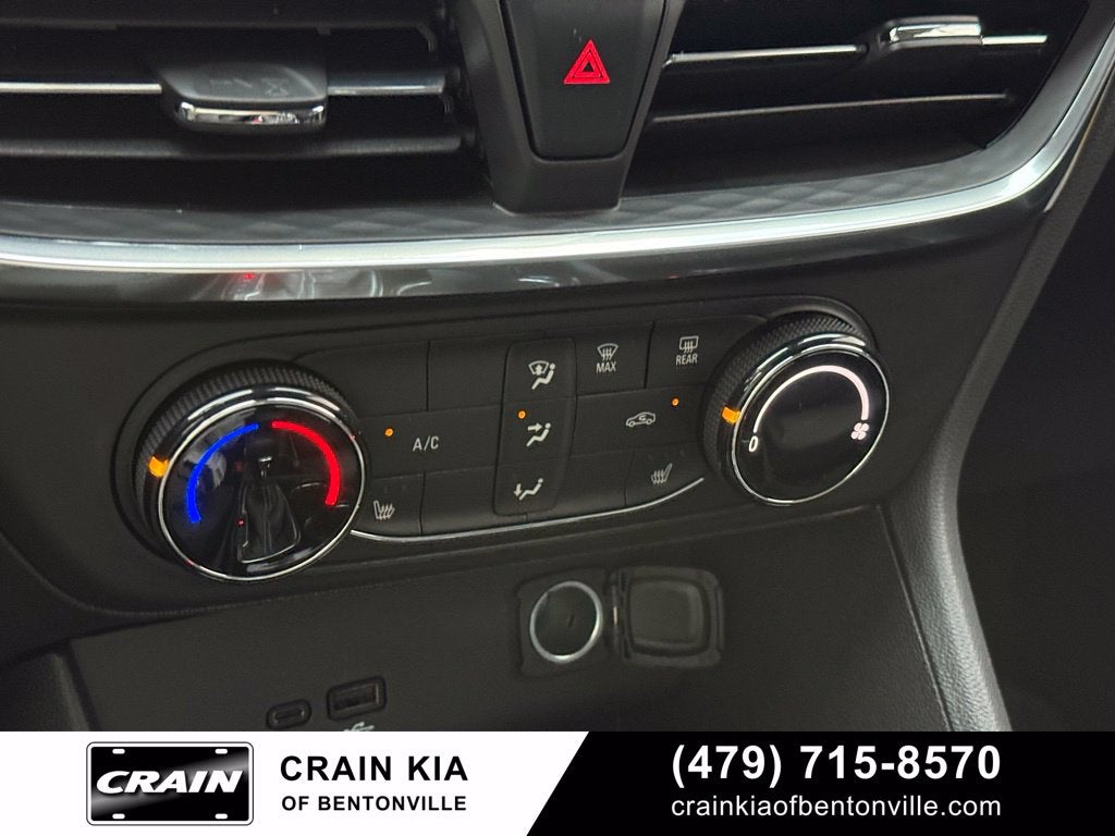2024 Buick Encore GX Preferred - AWD / CLEAN CARFAX / ONE OWNER