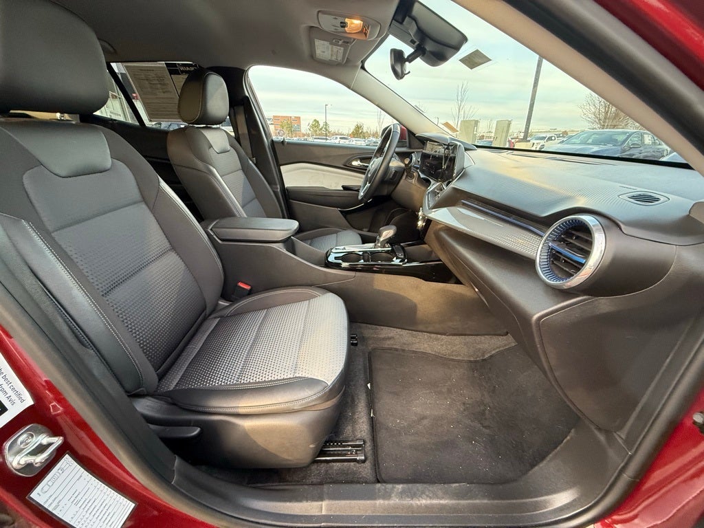 2025 Chevrolet Trax LT - CLEAN CARFAX / ONE OWNER