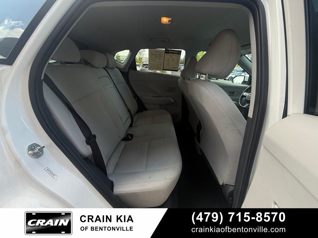2025 Hyundai KONA SEL - CLEAN CARFAX / ONE OWNER