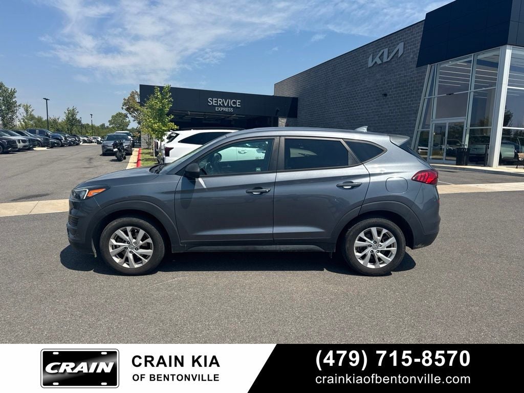 2021 Hyundai TUCSON SE