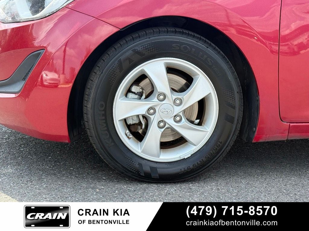 2015 Hyundai ELANTRA SE