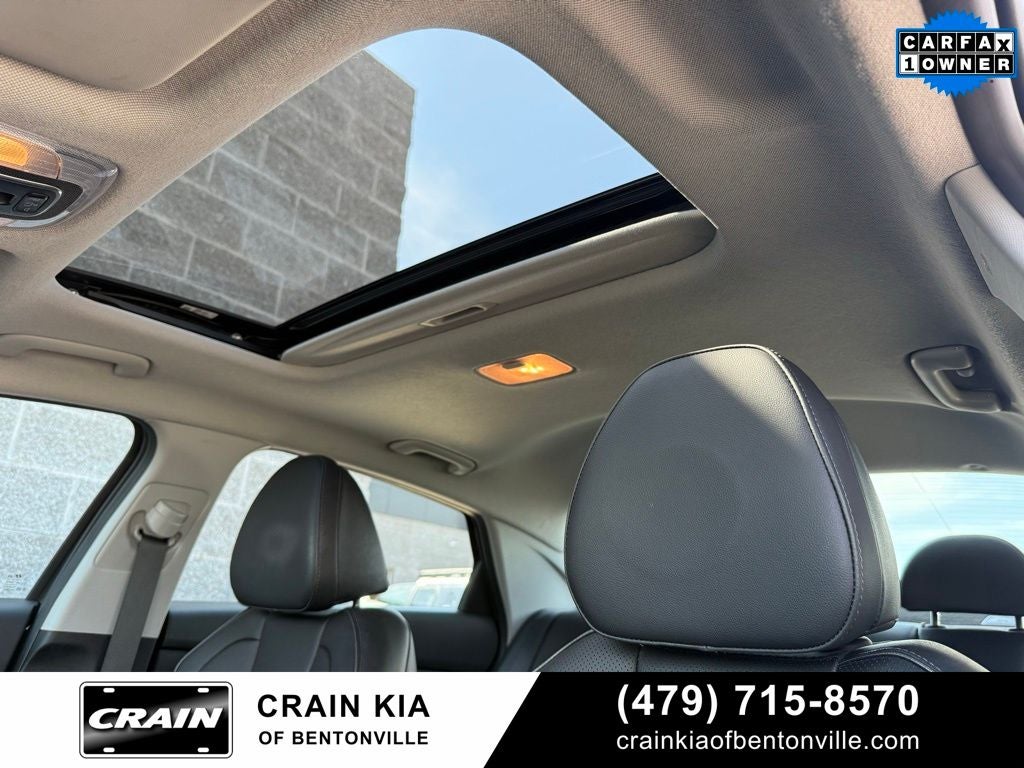 2024 Hyundai ELANTRA Limited - SUNROOF / CLEAN CARFAX / ONE OWNER