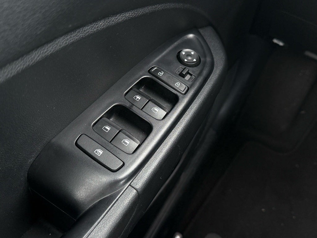 2023 Hyundai VENUE SE - CLEAN CARFAX / ONE OWNER