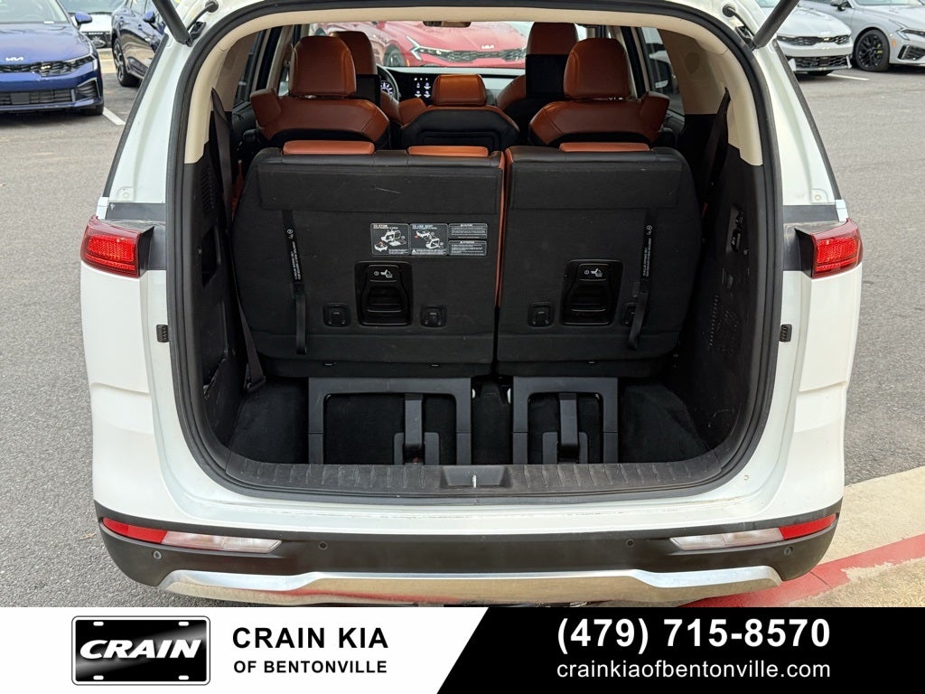 2022 Kia Carnival SX - DUAL SCREEN DVD