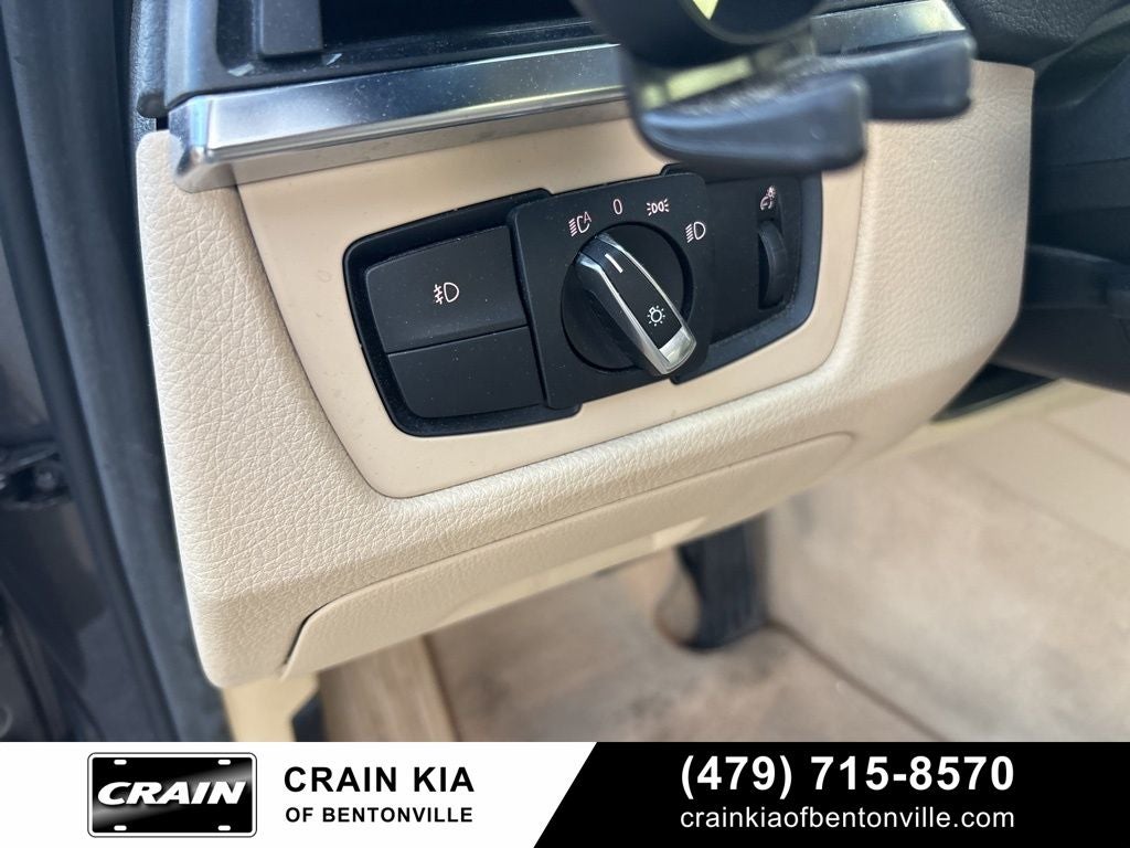 2015 BMW 3 Series 328i - CLEAN CARFAX