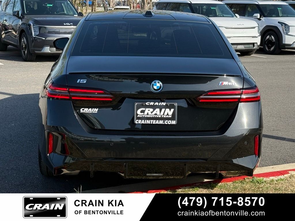 2024 BMW i5 M60 - AWD / PANORAMIC SUNROOF / CLEAN CARFAX