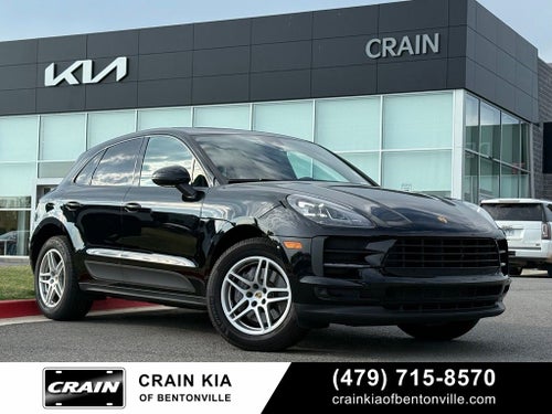 2021 Porsche Macan Base - AWD / PANORAMIC SUNROOF / CLEAN CARFAX