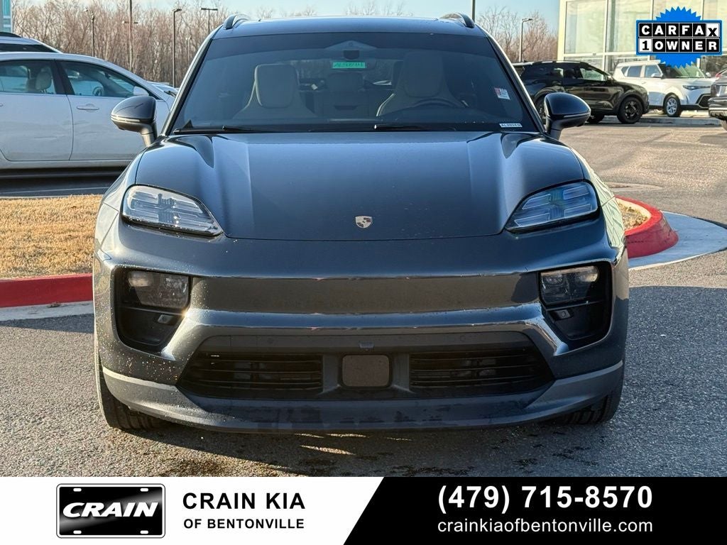 2024 Porsche Macan Electric 4 - AWD / PANORAMIC SUNROOF / ONE OWNER