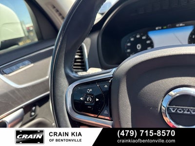 2020 Volvo XC90 T6 Momentum - AWD / PANORAMIC SUNROOF