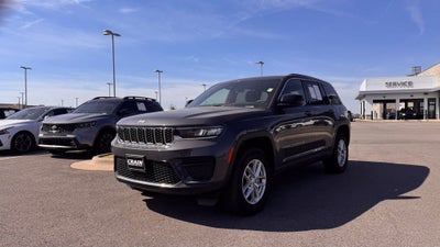 2026 Jeep Grand Cherokee Laredo 4X4