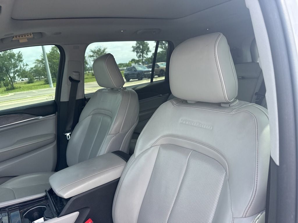 2023 Jeep Grand Cherokee L Overland