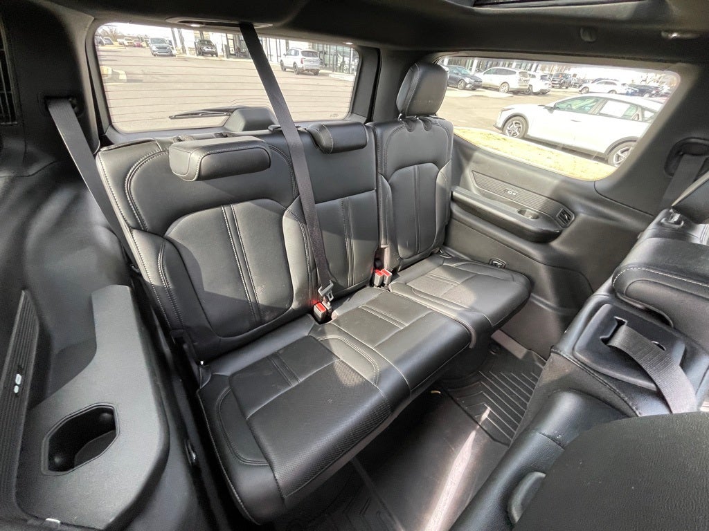 2023 Jeep Wagoneer Base 4X4 / NAV / HEATED SEATS