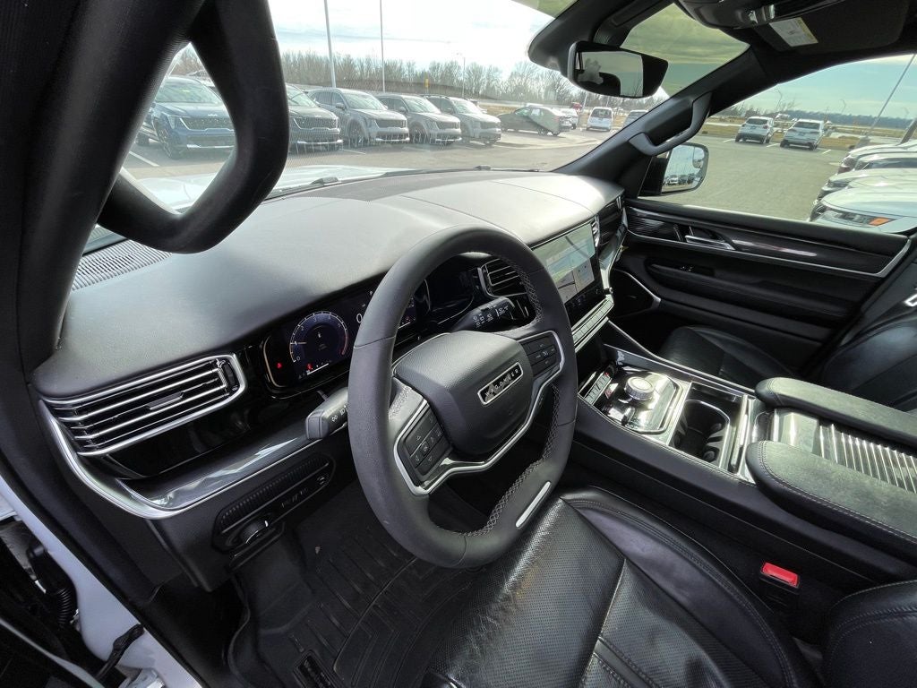 2023 Jeep Wagoneer Base 4X4 / NAV / HEATED SEATS