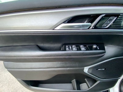 2024 Jeep Wagoneer Series II 4X4 / LEATHER / MOONROOF / LOADED