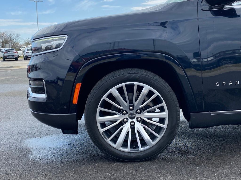 2022 Jeep Grand Wagoneer Series III 4X4 / MOONROOF / NAV