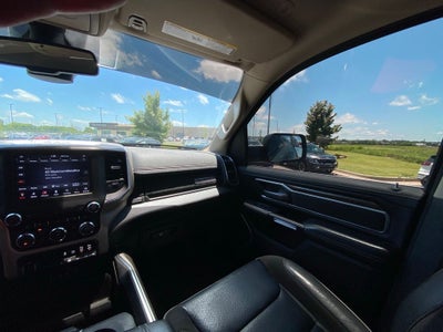 2020 RAM 1500 Laramie 4X4 / COOLED SEATS / CLEAN CARFAX