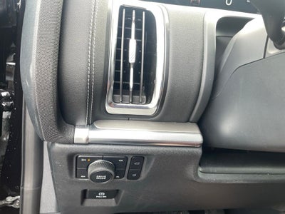 2025 Ford Expedition Max Platinum 4X4 / MOONROOF / HEATED SEATS