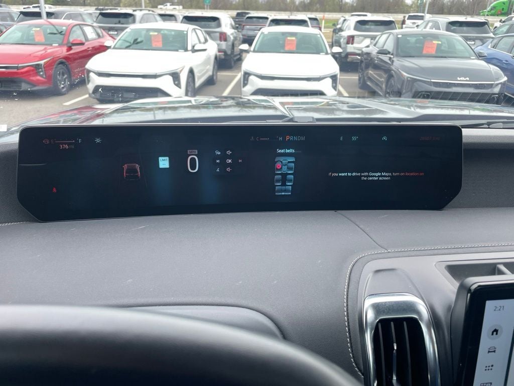 2025 Ford Expedition Max Platinum 4X4 / MOONROOF / HEATED SEATS