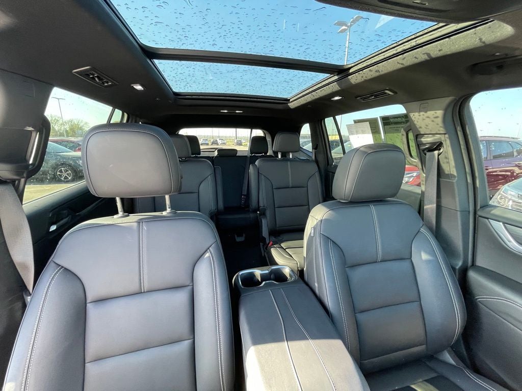 2024 GMC Acadia Elevation